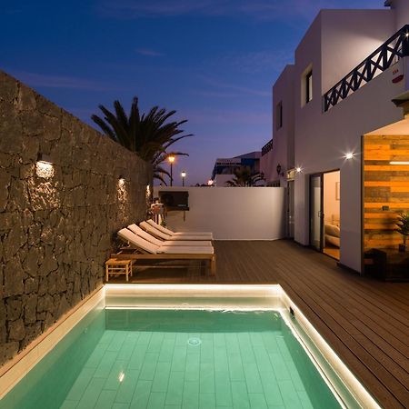 Villa Victoria - Playa Blanca Exterior photo